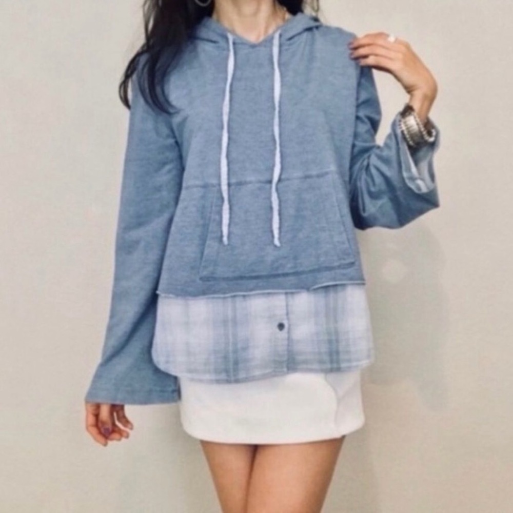 Anthropologie Cloth & Stone Chambray Twofer Hoodie Women Sz M Gauze Coastal EUC